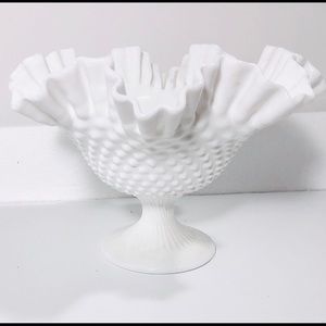 Large Fenton Bowl with ruffled edges.